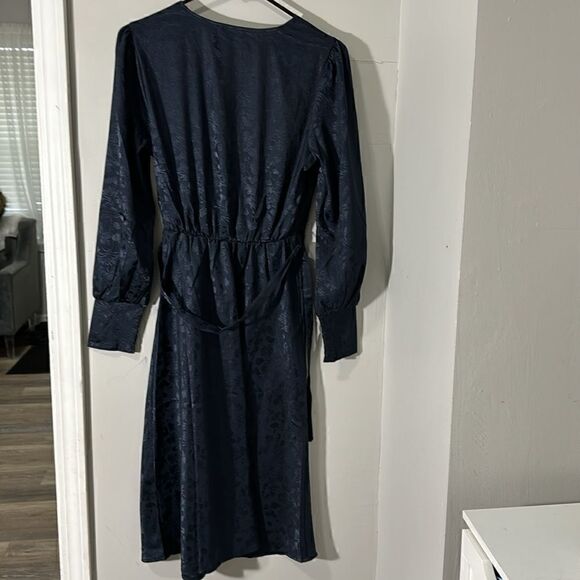 Chenault dress Size S - Picture 2 of 8